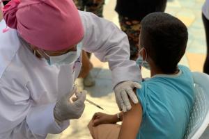 Niños en jornada de vacunación contra el Covid-19 en Santa Marta