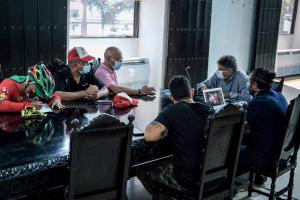 Distrito y protestantes de peaje de Parquiamerica 