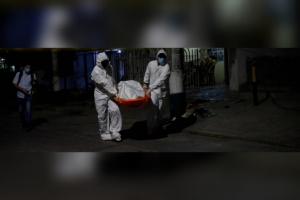 Sicarios matan a madre e hijo en la terraza de su casa 