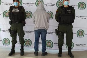  La víctima era una joven de 18 años .
