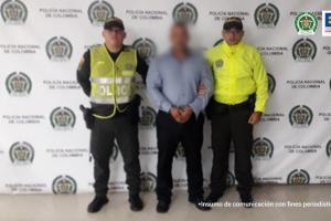 Presuntamente, responsable de incurrir en delitos de acceso carnal o acto abusivo con incapaz de resistir