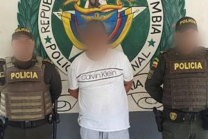 Capturado mediante orden judicial por varios delitos