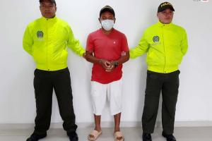  El violador fue enviado a la cárcel.