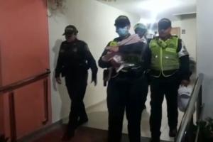 Bebé abandonado en Villa Carolina recibió valoración médica