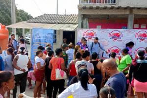 El barrio el Pozón, sector 14 de febrero fue el epicentro de la gran fiesta del viernes de barrio.