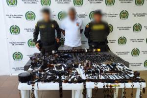 Le hallaron más de 600 piezas hechas con caparazón de Tortuga Carey.