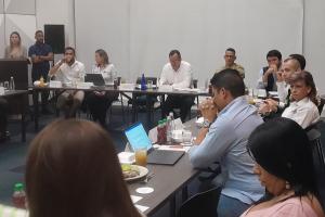 MinJusticia con gremios en Barranquilla.