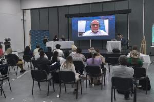 Víctimas escuchan a Mancuso