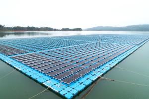 La plata fue construida por Urrà