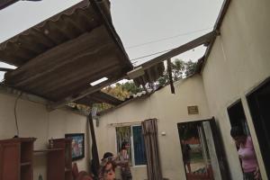 Vendaval y lluvias