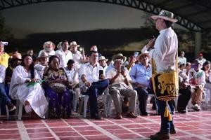 El presidente Gustavo Petro en su segundo día en La Guajira