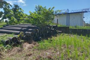  Los tubos  fueron abandonados en Pueblo Nuevo
