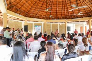 El acto se inauguración se cumplió ayer.