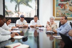 Alcalde, gobernador y Minvivienda 