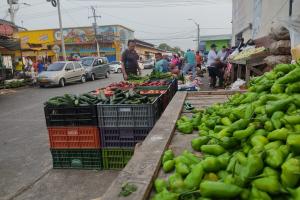 Afectados por extorsiones a tenderos