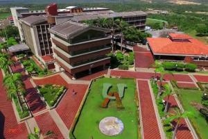 Más de mil estudiantes de UniAtlántico en riesgo de graduarse