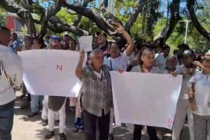 Protesta en la Gobernación del Cesar. 