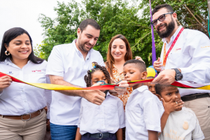 Primer parque en María La Baja hecho de plástico reciclado