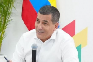Alcalde mayor de Cartagena, Dumek Turbay Paz.
