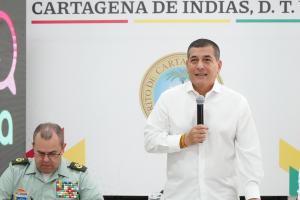 Alcalde Dumek Turbay en el lanzamiento de la 'Cumbre Internacional: Cartagena de frente contra la trata de personas'.