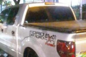 Camioneta arrolla a hombre 