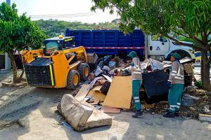 ESSMAR asegura supervisión permanente al servicio de aseo en Santa Marta tras contingencia por lluvias