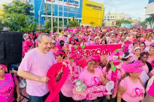 Caminata Rosa en Cartagena 