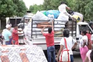 Habitantes retornan a sus casas luego de haber sido desplazados