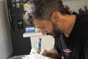 Tatuador permanece en UCI en Riohacha.