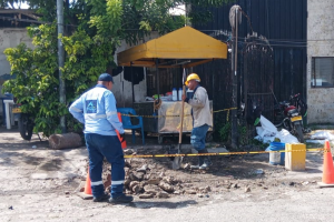 Aguas de Cartagena encuentra dos nuevas conexiones ilegales en un club nocturno y un lavadero  