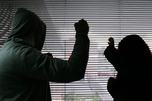 Mujer y suegra resultan heridas tras agresión con arma de fuego en Cesar