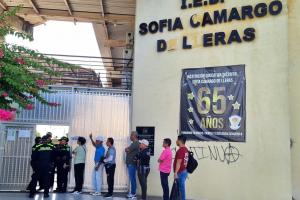 Las autoridades se encuentran custodiando los puntos de votación 