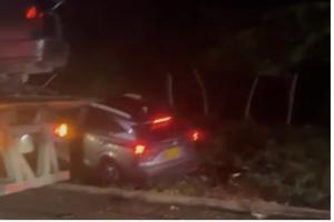 Accidente vía al mar 