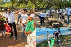 Santa Marta pone a punto sus playas para recibir la temporada turística de fin de año