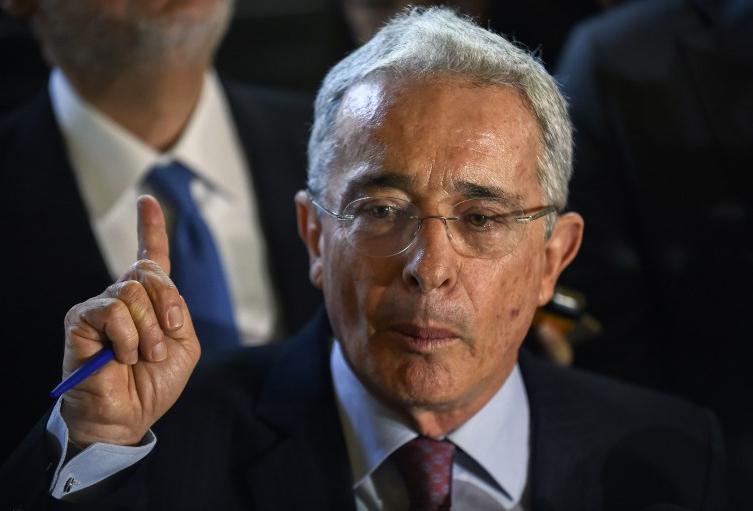 Senador Álvaro Uribe