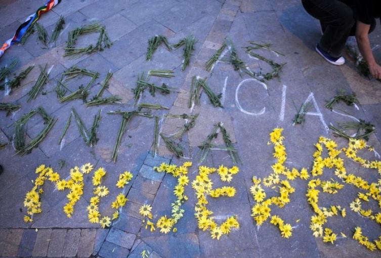 Violencia contra las mujeres