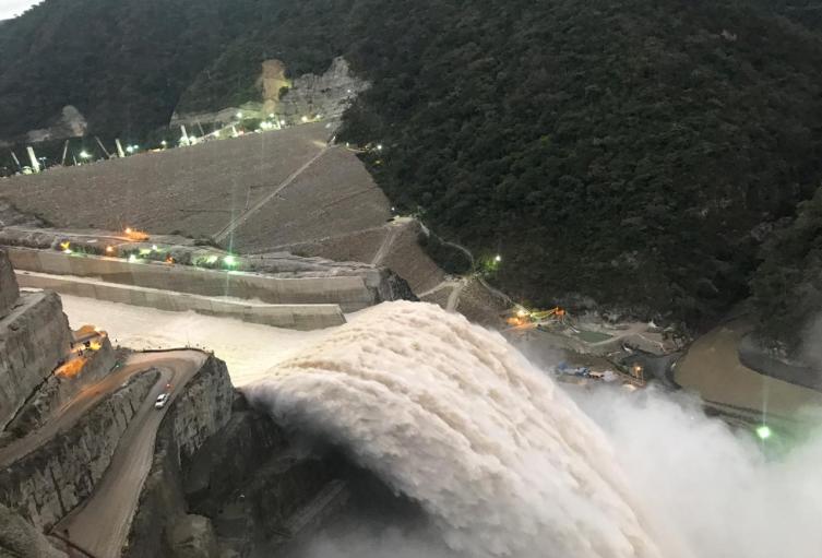 Entró en funcionamiento el vertedero de Hidroituango.