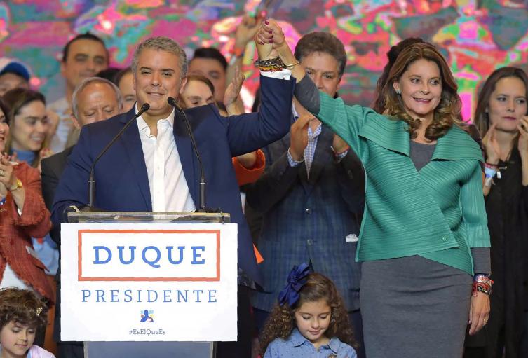 Iván Duque y Marta Lucía Ramírez celebran el triunfo de las presidenciales.