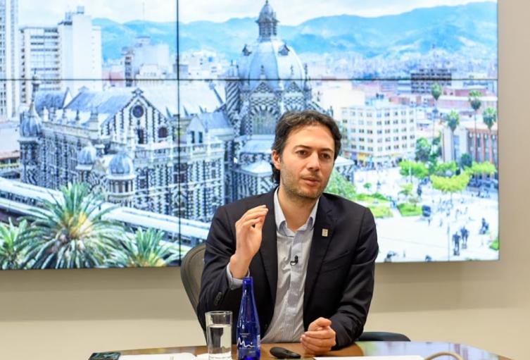 Alcalde de Medellín, Daniel Quintero Calle.