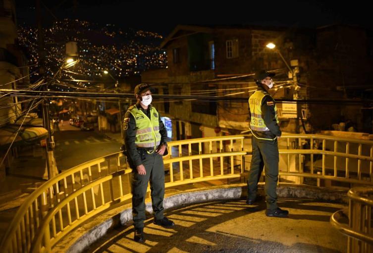 674 personas violaron los dos días de toque de queda en Medellín