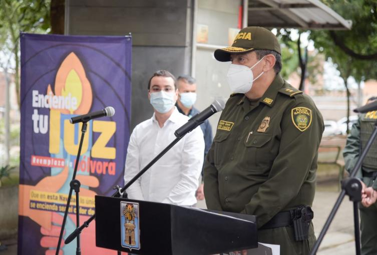 Los que comercialicen y quemen pólvora en Medellín tendrá que bajarse de $930 mil