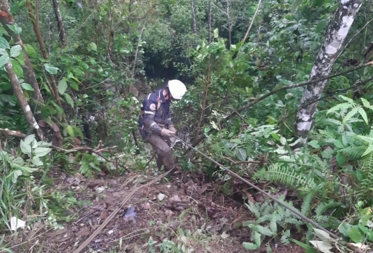 Las labores de rescate duraron seis horas, informaron las autoridades.