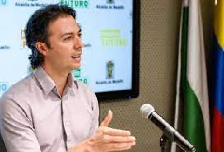 El Ministerio de Salud aseguró que la ciudad sigue en alerta por la variante Delta.