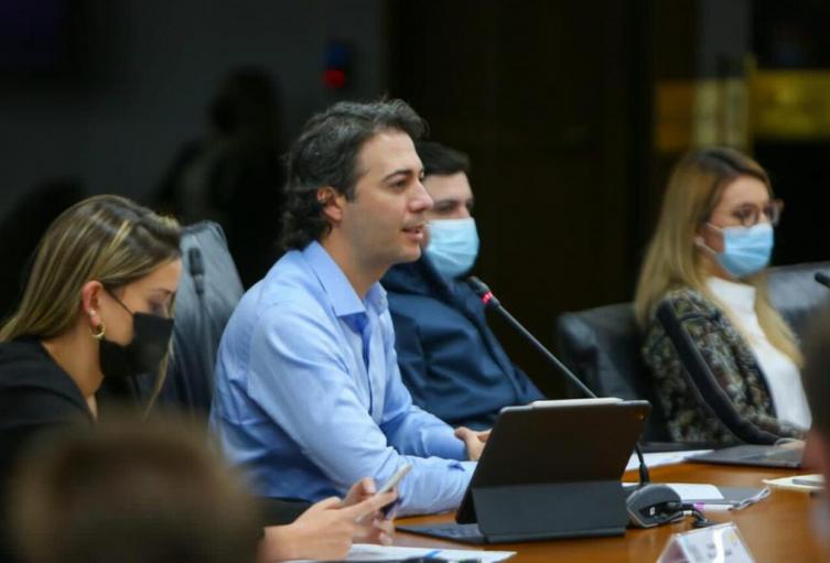 Referencia alcalde de Medellín, Daniel Quintero.