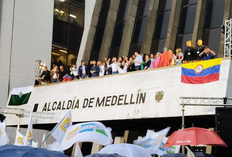 Daniel Quintero se pronunció en la plazoleta de La Alpujarra