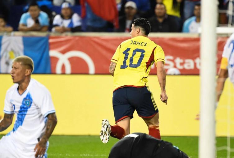 Rodríguez celebrando el gol ante Guatemala en New Jersey 