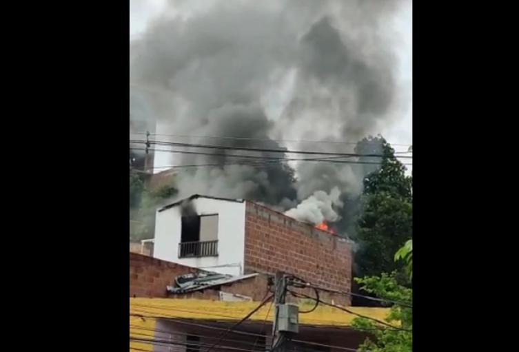 Incendio en el barrio Pérez en Bello 
