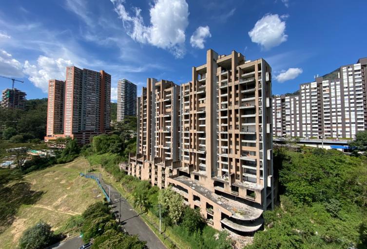 Edificio Continental Towers será demolido 