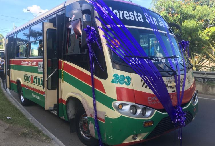 Servicio de transporte público