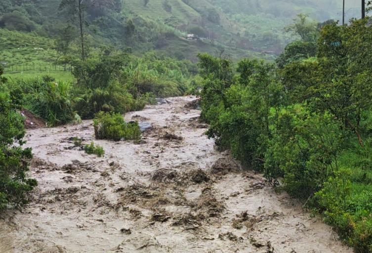 Socorristas de Chocó hallaron el cuerpo de la mujer que fue arrastrada por una creciente súbita durante el pasado fin de semana